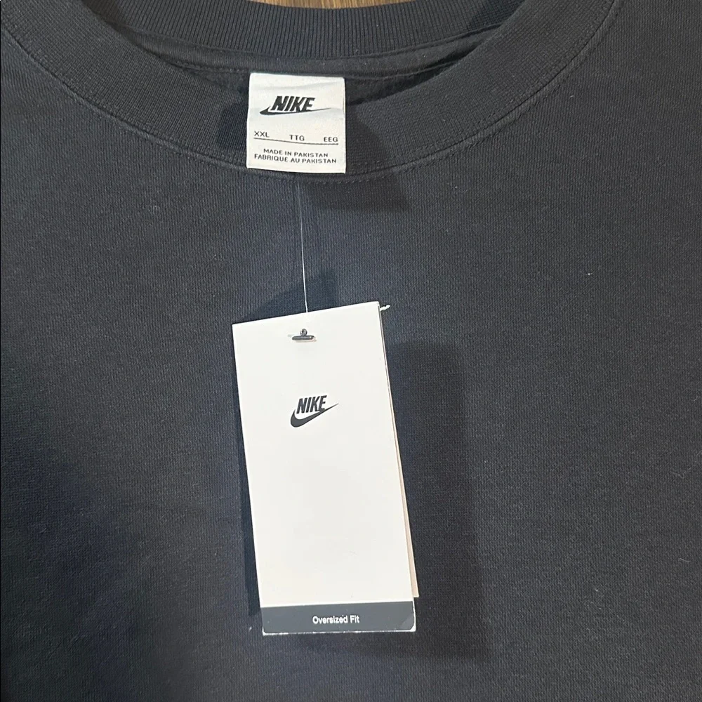 Nike Black Crewneck oversized fit Sweatshirt NEW! Xxl - Picture 3 of 4